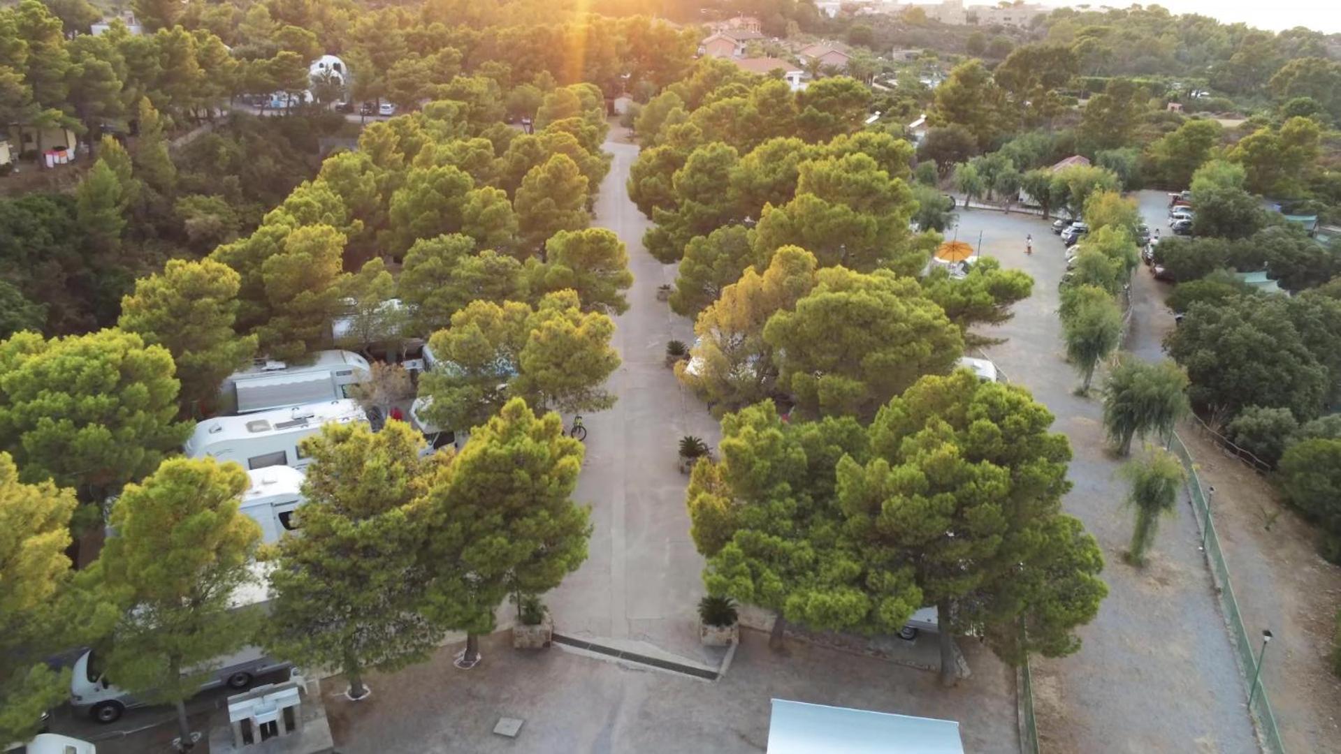 Camping & Village Rais Gerbi Pollina Exteriér fotografie