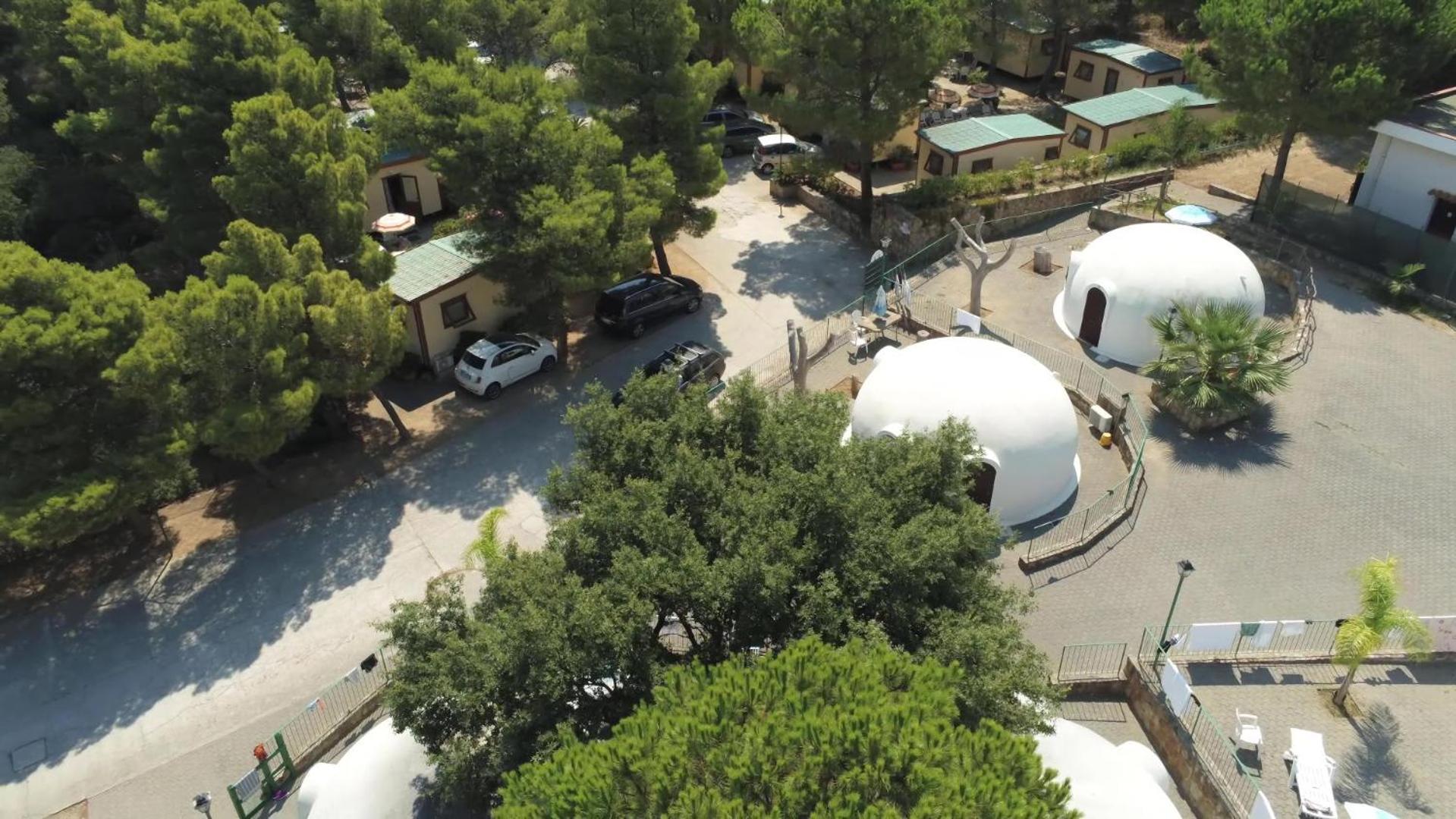 Camping & Village Rais Gerbi Pollina Exteriér fotografie