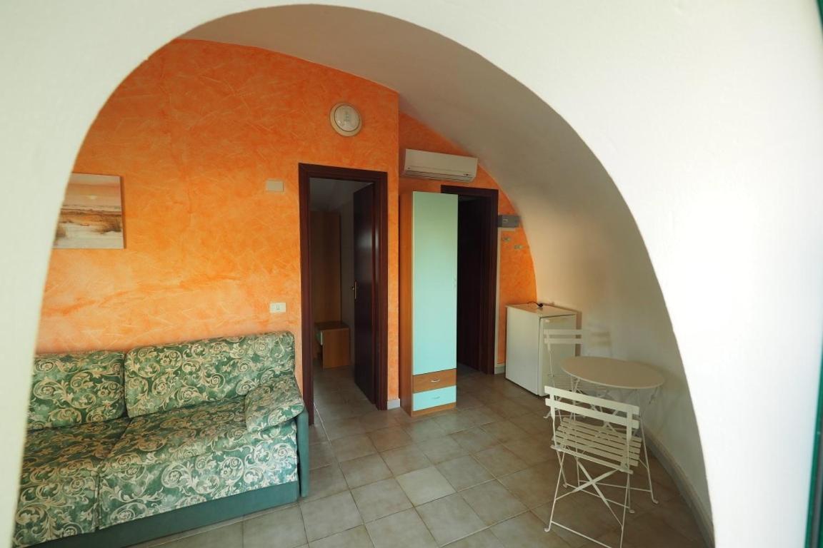 Camping & Village Rais Gerbi Pollina Exteriér fotografie