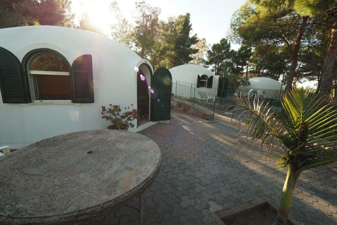 Camping & Village Rais Gerbi Pollina Exteriér fotografie