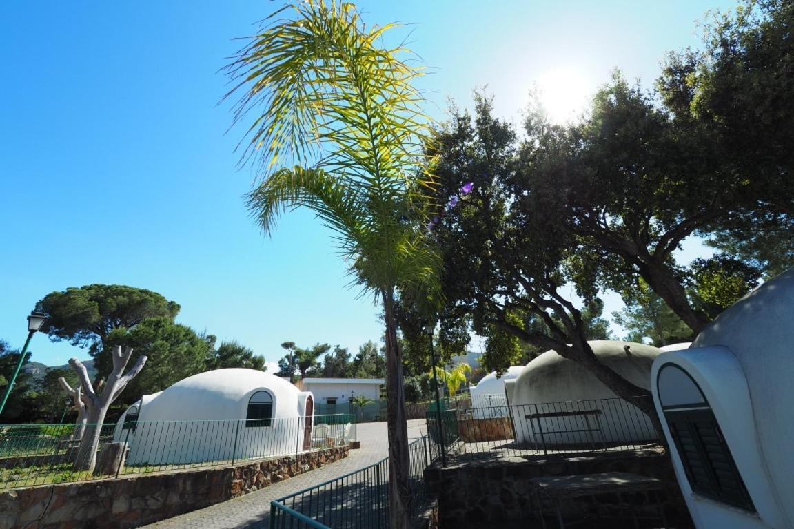 Camping & Village Rais Gerbi Pollina Exteriér fotografie